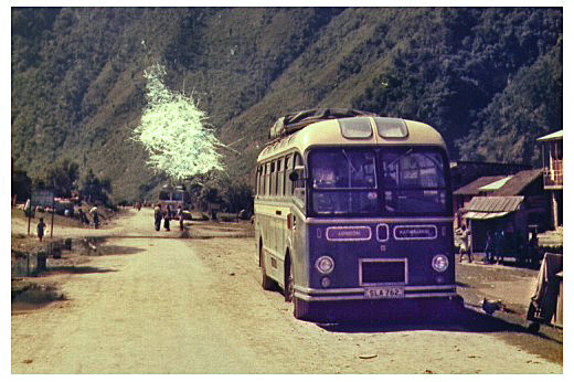 Picture of bus in Nepal.