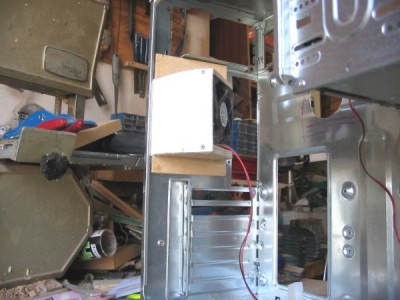 Cradle for rear fan.